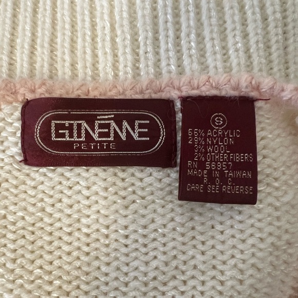 🚫SOLD🚫 Vintage 80s Ginenne Knit Embroidered Floral Coquette Sweater - Picture 8 of 8
